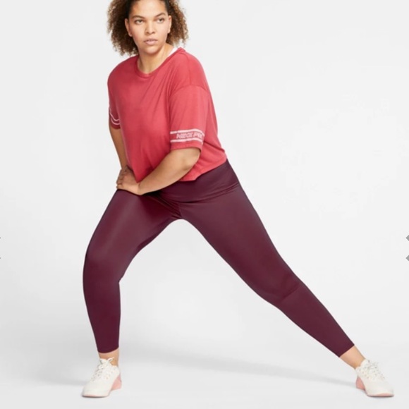 1 left! NWT! Nike One High Rise leggings burgundy plus size 2X - Picture 3 of 8